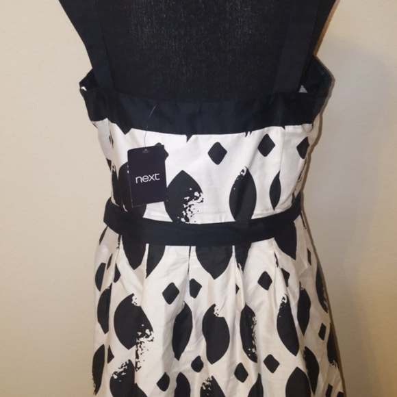 ❤HP❤️NWT Black & White Print NEXT Sundress❤ - Picture 10 of 12